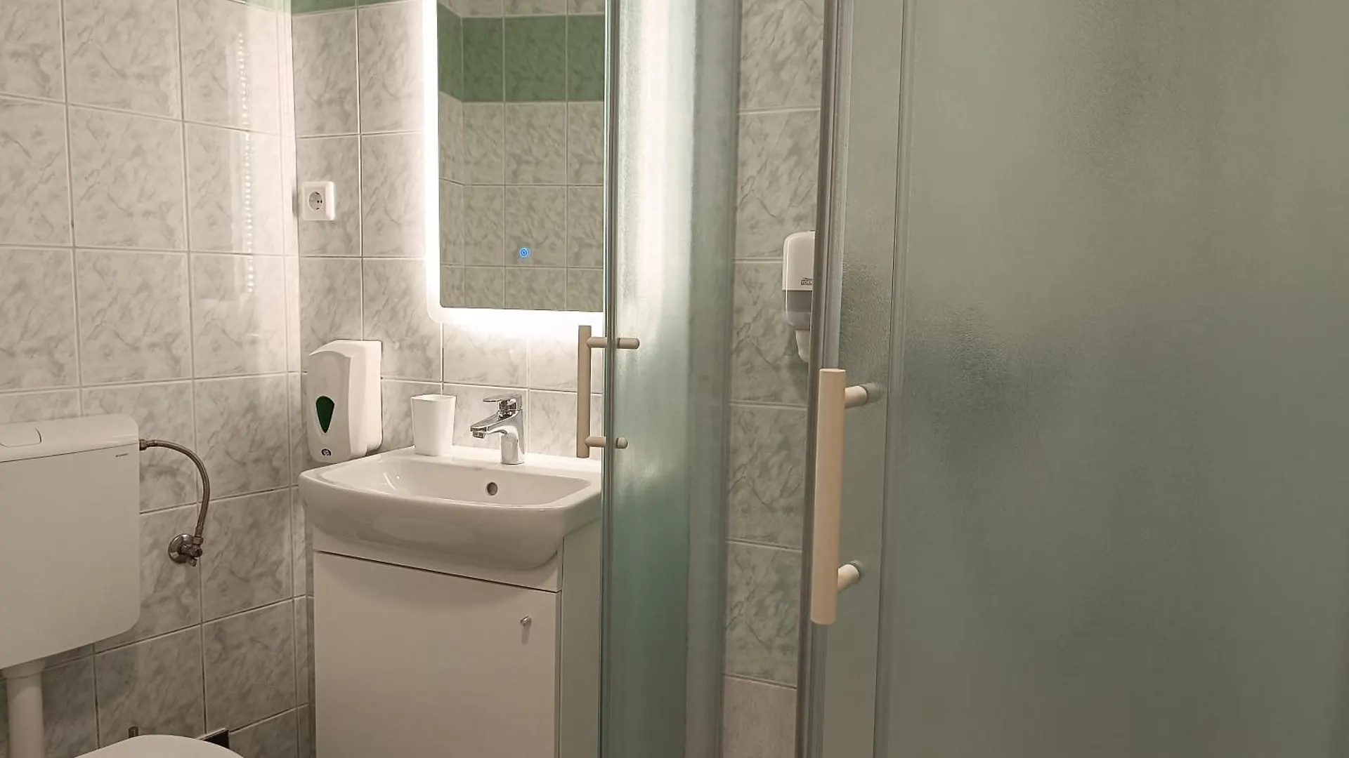 Apartments Abc Lubiana